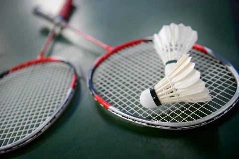 "Mastering the Game: The Ultimate Guide to Choosing the Perfect Badminton Racket"