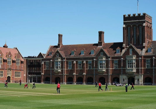 "Shaping Future Stars: The Top 5 Cricket Academies in London"
