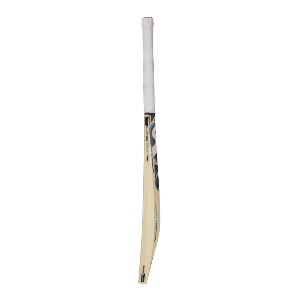 SG RSD Xtreme® Traditionally Shaped English Willow grade 6 Cricket Bat (Leather Ball)