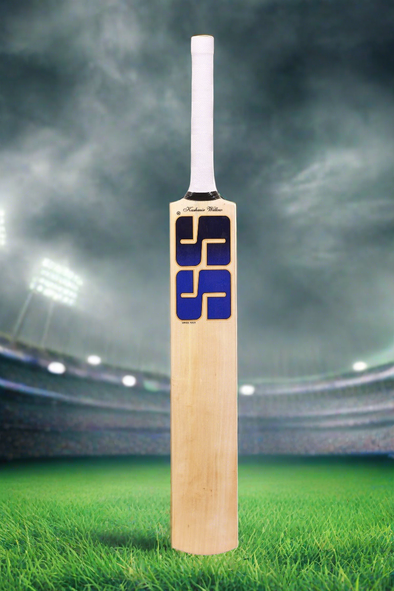 SS Dhoni Players jumbo Kashmir Willow Cricket Scoop Bat