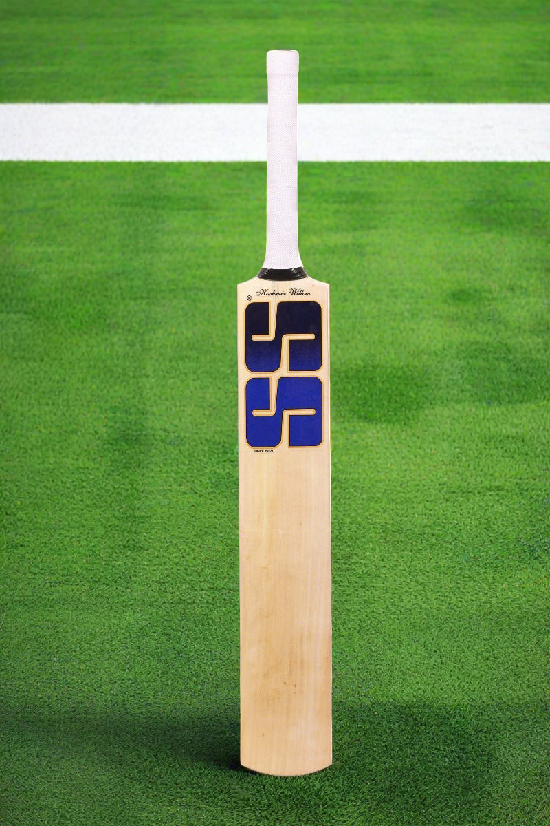 SS Dhoni Players jumbo Kashmir Willow Cricket Scoop Bat