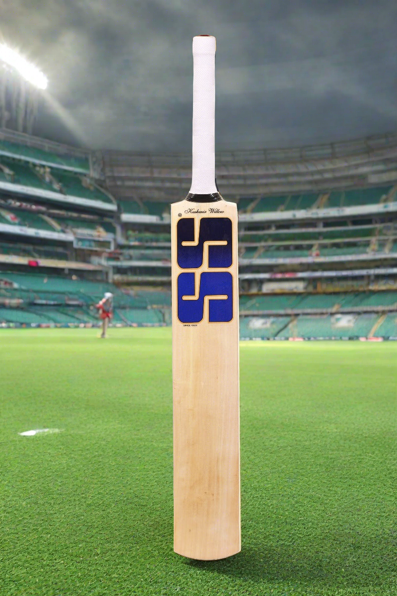 SS Dhoni Players jumbo Kashmir Willow Cricket Scoop Bat